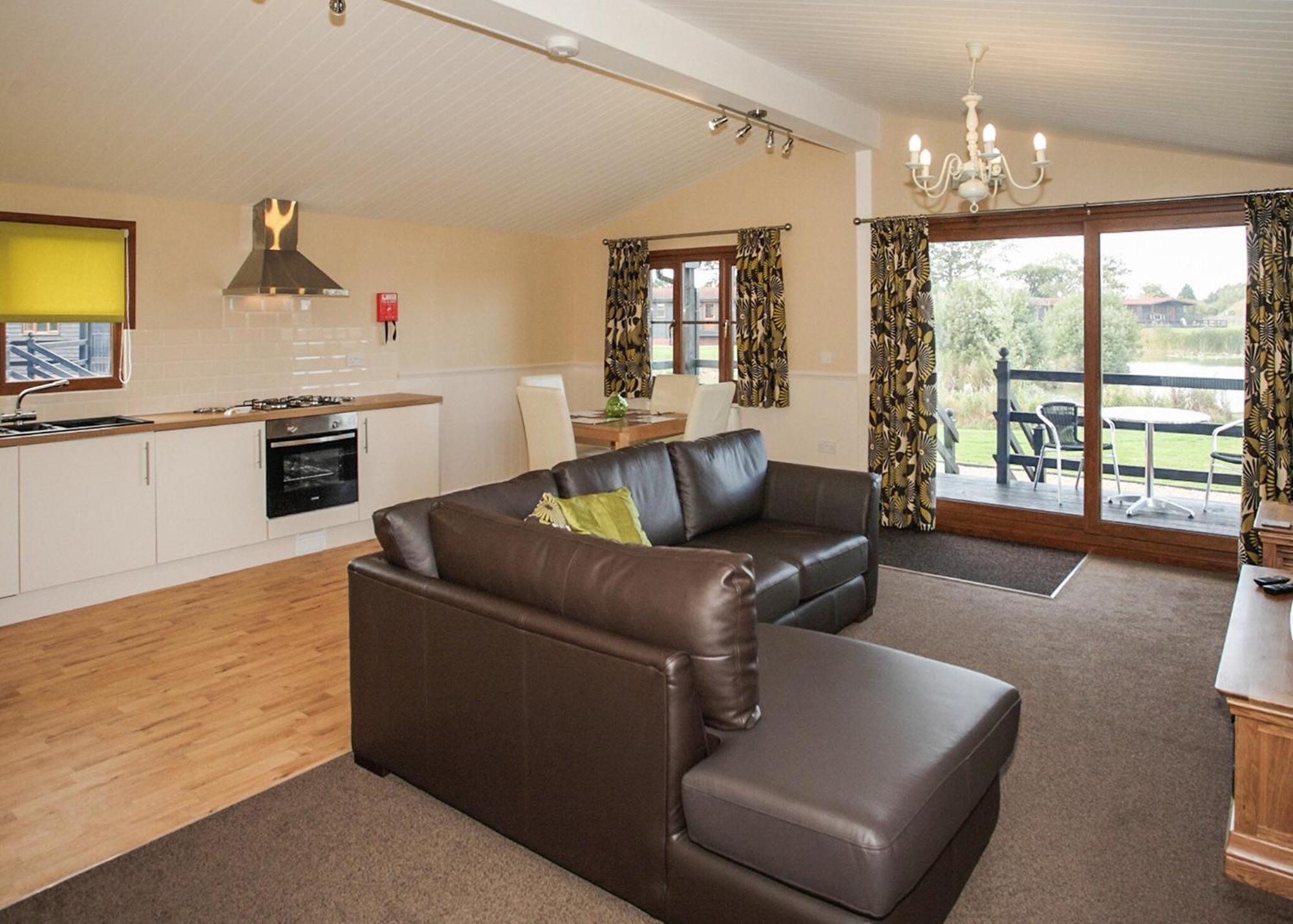 High Lodge Darsham Room photo