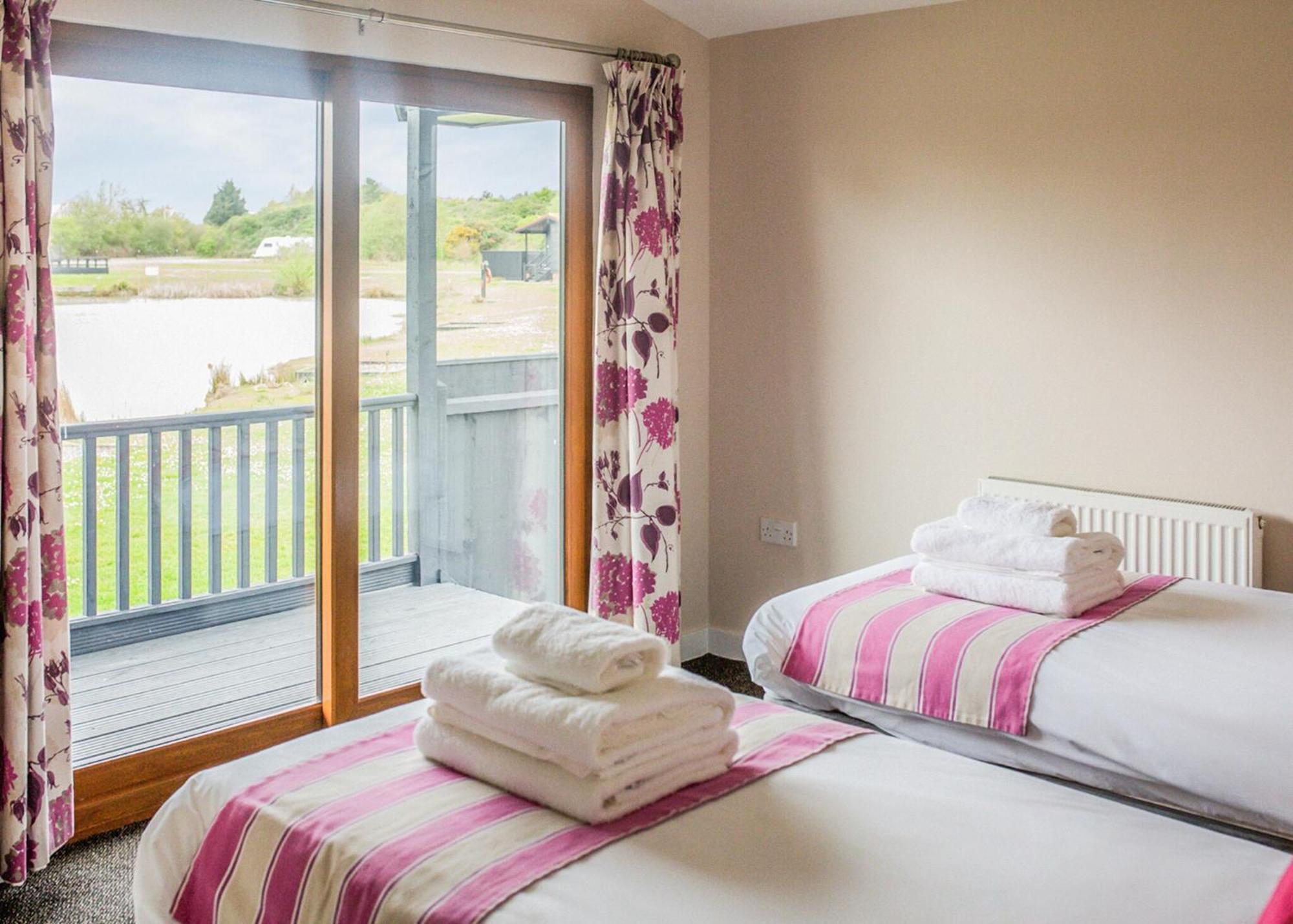 High Lodge Darsham Room photo